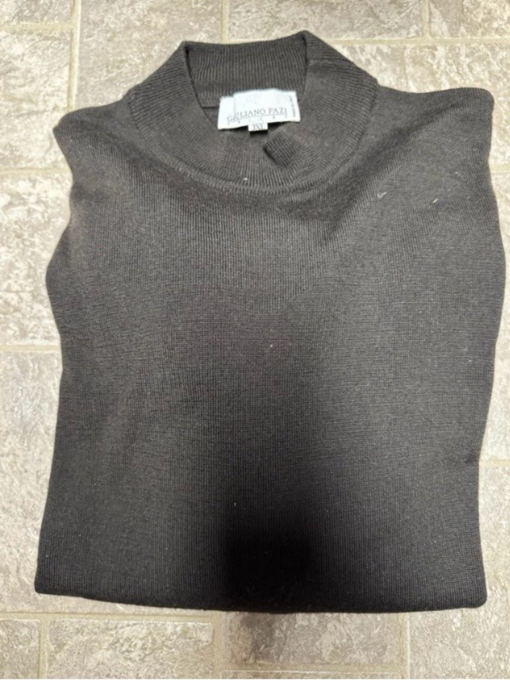 Men’s Black Crewneck Sweater